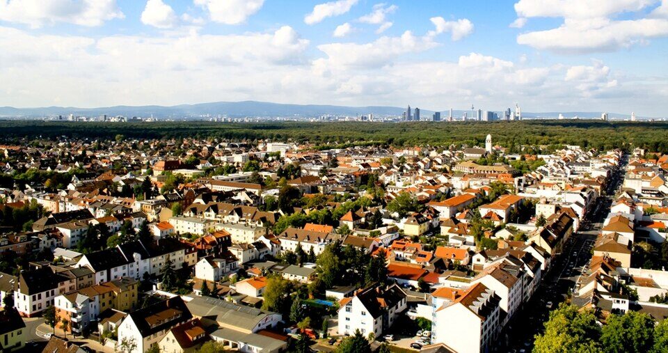 Aerial photo of Neu-Isenburg suburban neighborhood