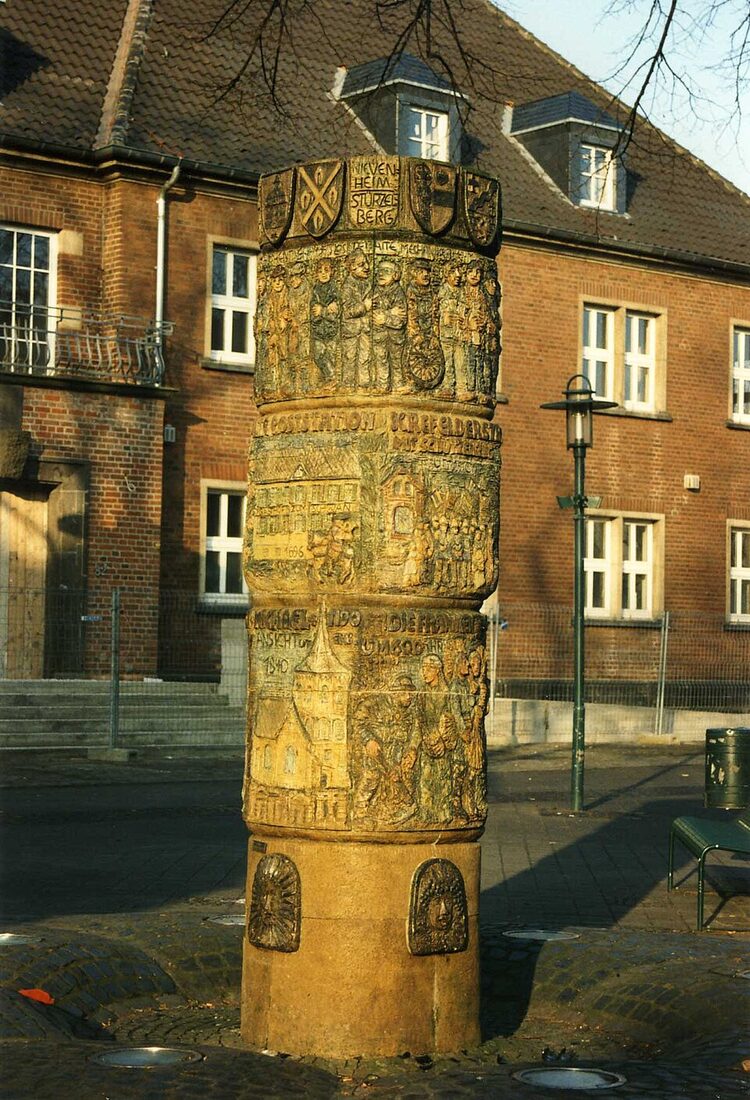 Dormagen Rathausbrunnen