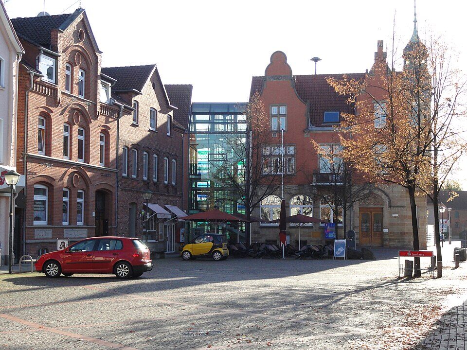 Marktplatz mit Rathaus in Hessisch Oldendorf