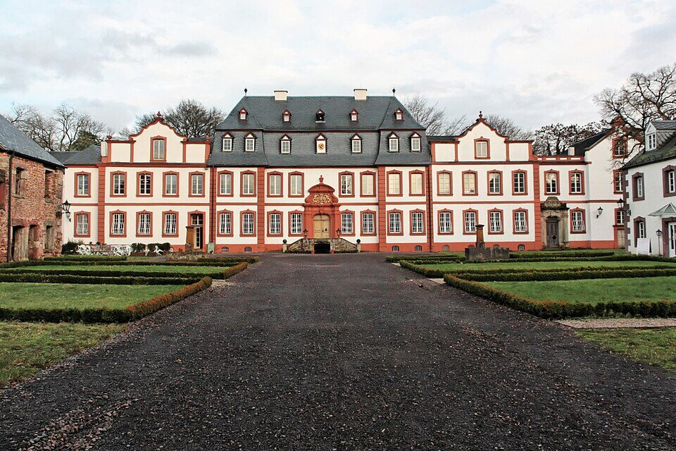 Wadern Schloss Muenchweiler01