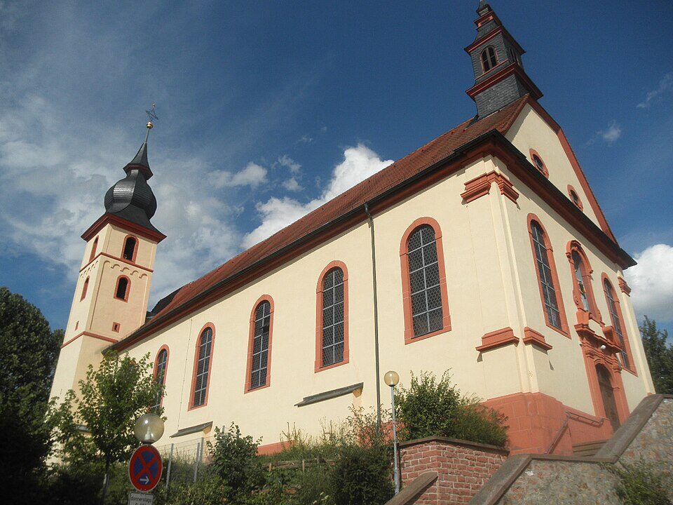 Hemsbach kirko St. Laurentius